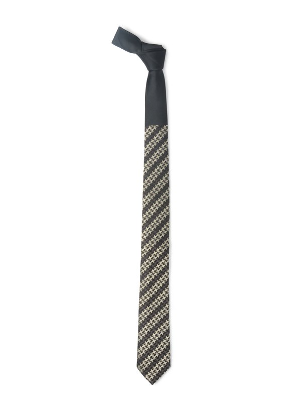Hakashi Men Black Silk Tie