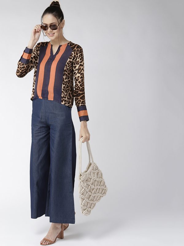 Style Quotient Women Navy Blue & Peach-Coloured Printed Regualr Top