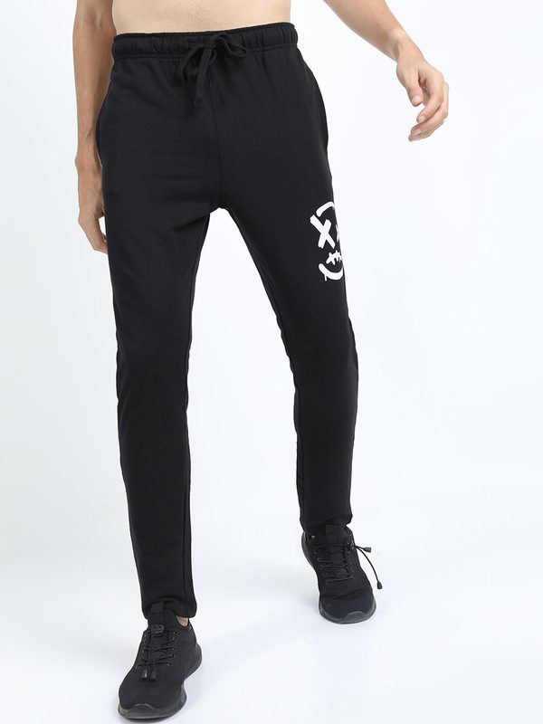HIGHLANDER Men Black Solid Slim-Fit Track Pant