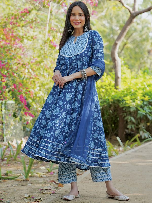 Libas Floral Yoke Design Empire Gotta Patti Pure Cotton Kurta with Trousers & With Dupatta