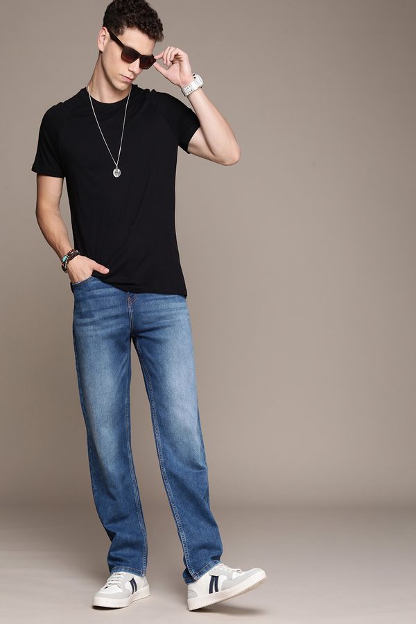 Roadster Men Mid-Rise Straight Fit Stretchable Jeans