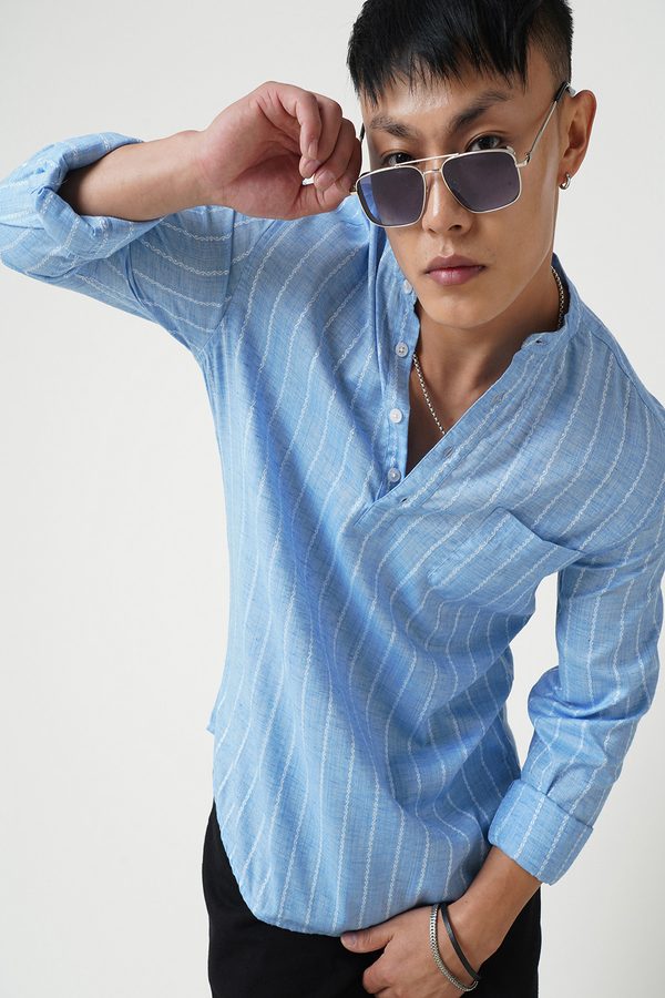 VASTRADO Striped Blue Band Collar Short Straight Republic Day Kurta