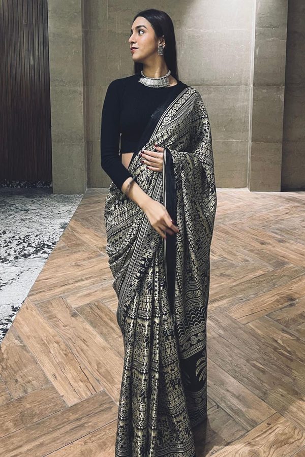 KALINI Ethnic Motifs Printed Saree