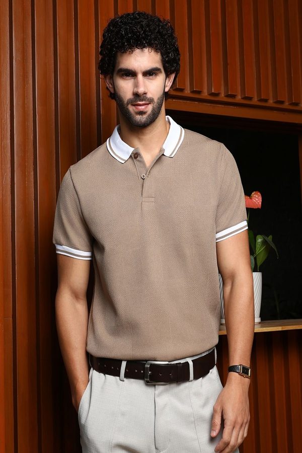 CAHOOT Men Self Design Polo Collar Cotton T-shirt