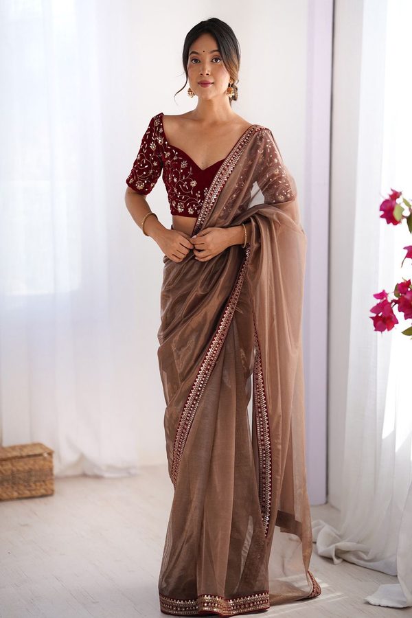 Saree mall Sequinned Net Sarees