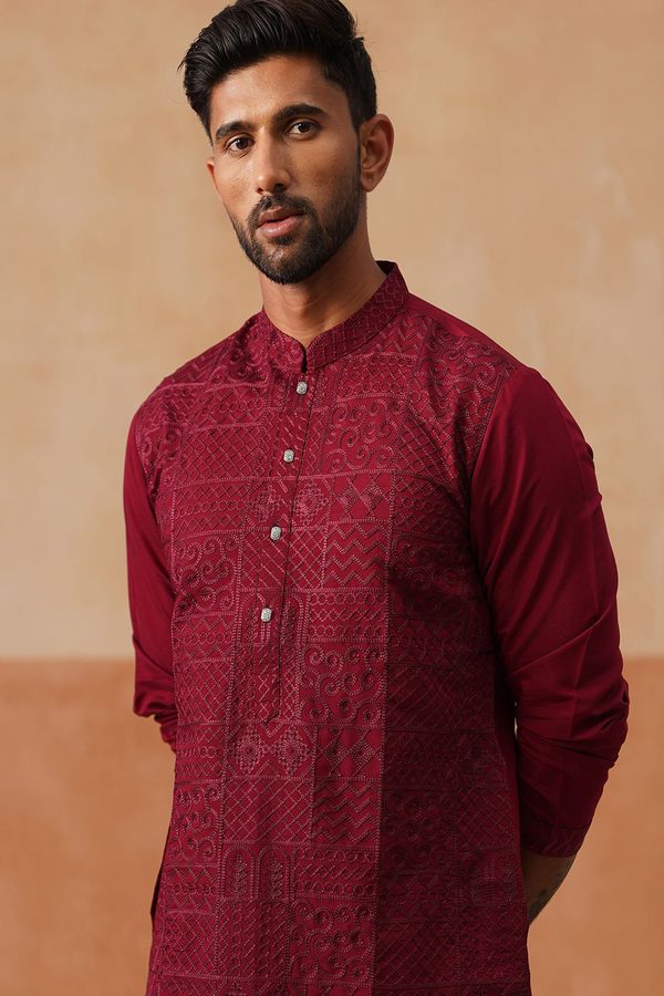 Jompers Geometric Embroidered Mandarin Collar Thread Work Cotton Silk Straight Kurta