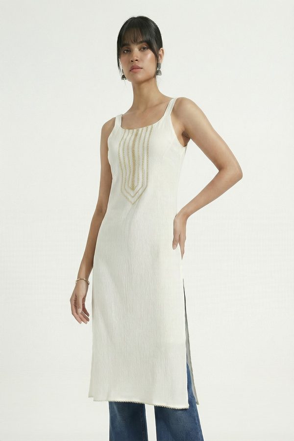 fusion by glitchez Yoke Design Gotta Patti Crinkled Straight Kurta