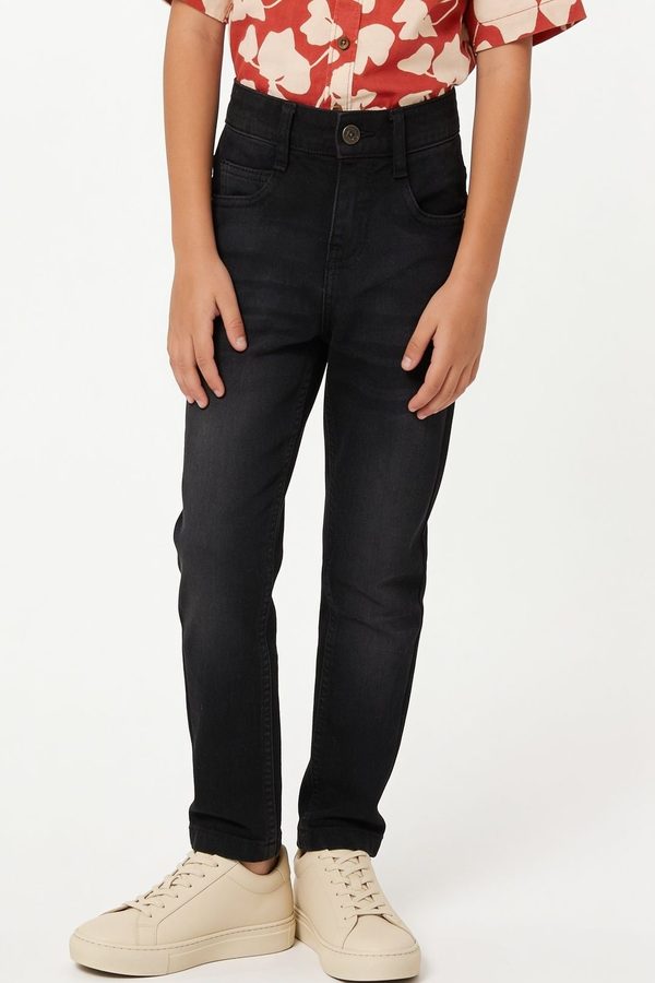 Pantaloons Junior Boys Slim Fit Mid-Rise Light Fade Jeans