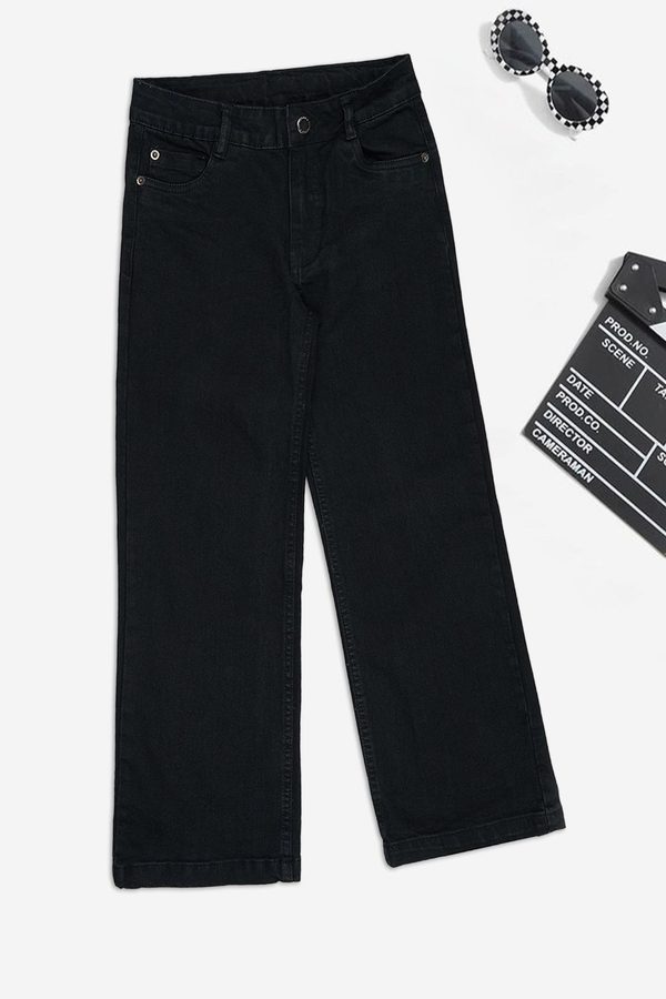 Pantaloons Junior Girls Flared Mid-Rise Stretchable Jeans