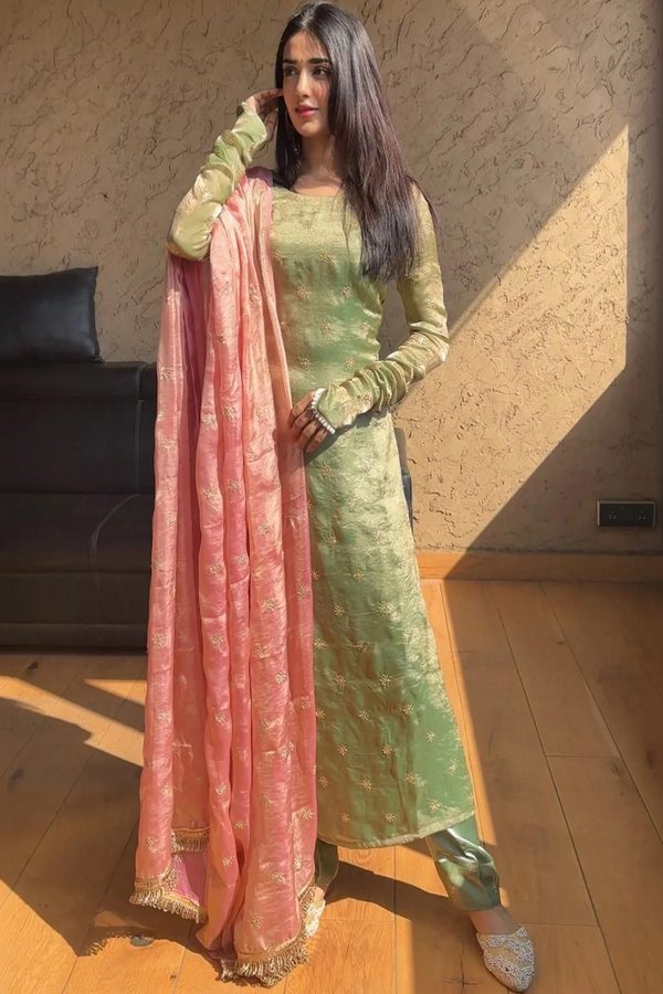 Tulip Eden Women Ethnic Motifs Embroidered Regular Kurta with Trousers & With Dupatta