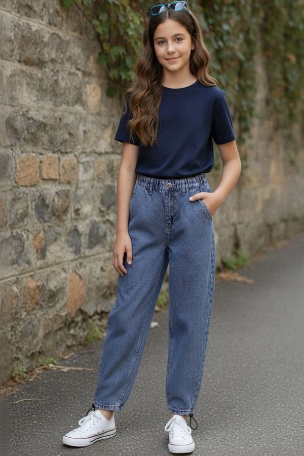 V-Mart Girls Regular Fit Mid-Rise Jeans
